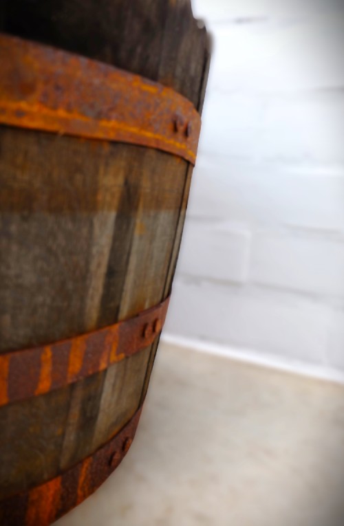 Halve whiskyton 180l
