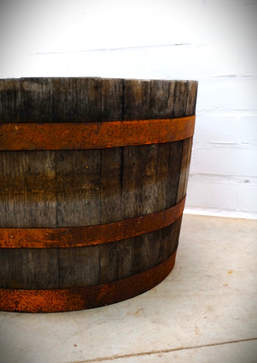 Halve whiskyton 180l
